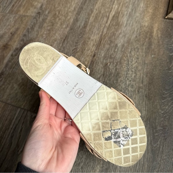 Chanel Camellia Flower CC logo Beige Strap Sandal - Picture 15 of 16